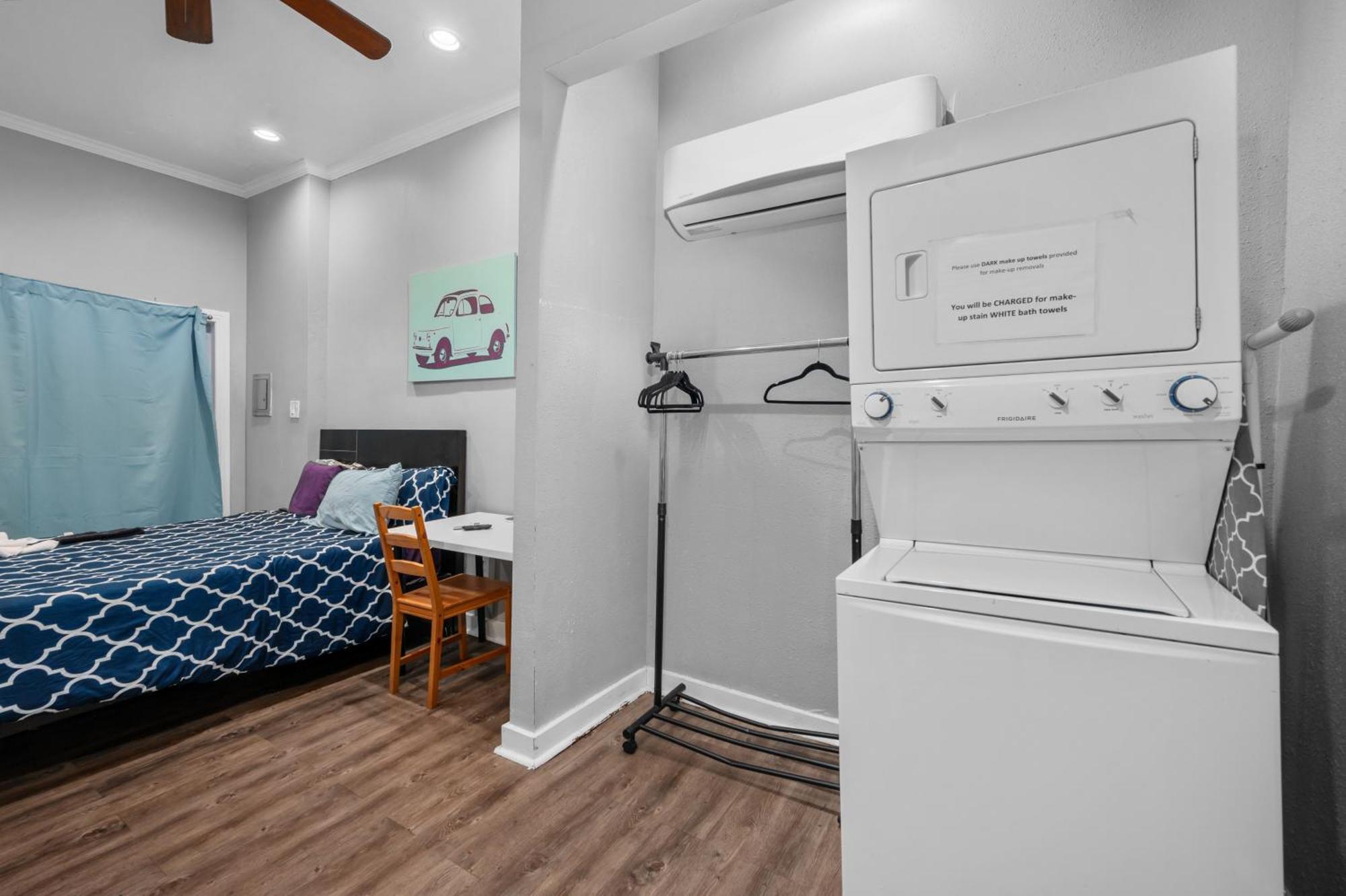 Trendy Montrose 1Br Apartment Хюстън Екстериор снимка