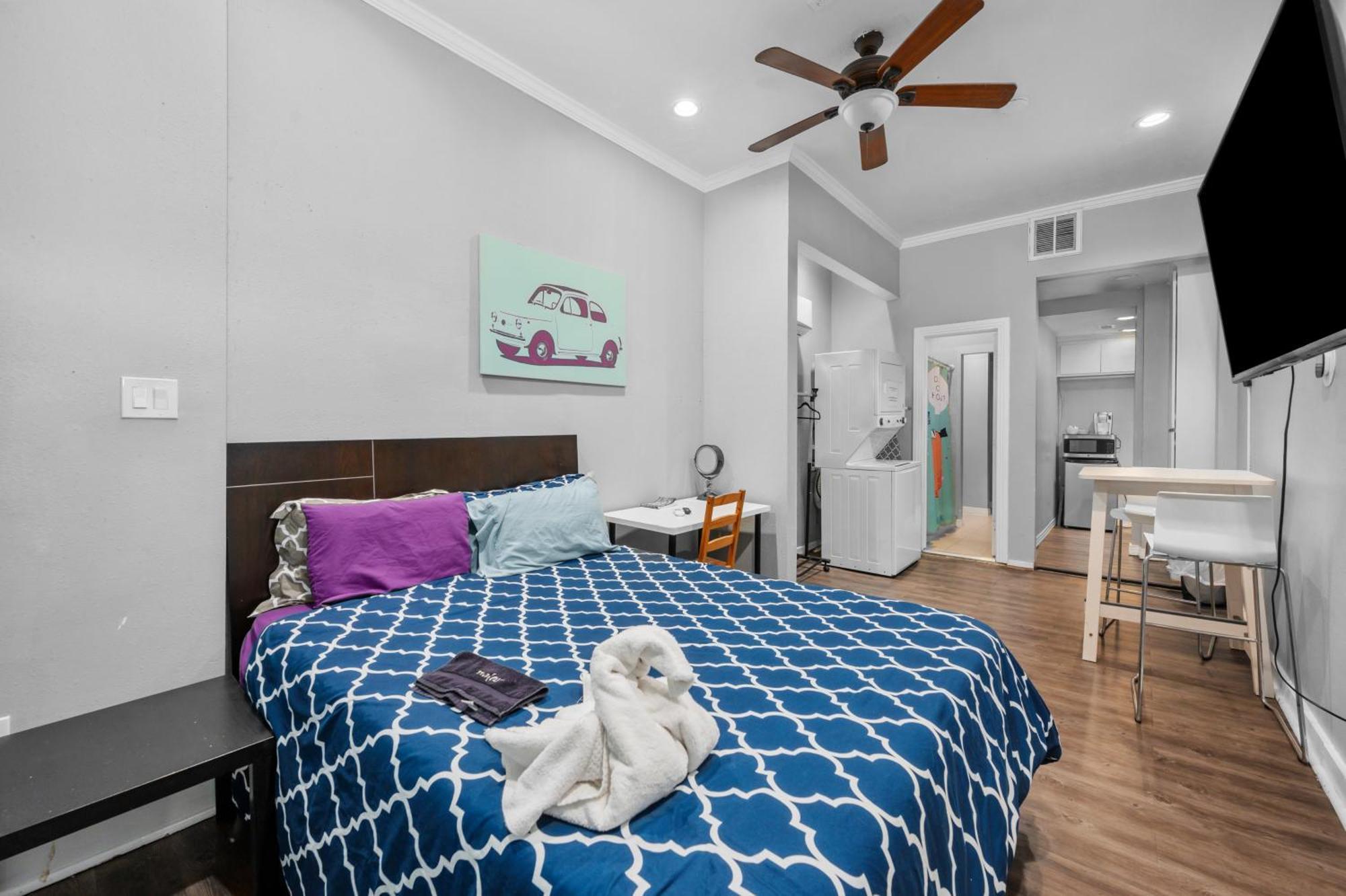 Trendy Montrose 1Br Apartment Хюстън Екстериор снимка